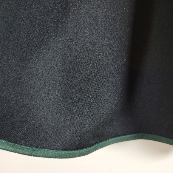 Tuckernuck Easton Suede Malachite Blouse Small V-Neck Long Sleeve Christmas - Picture 5 of 8